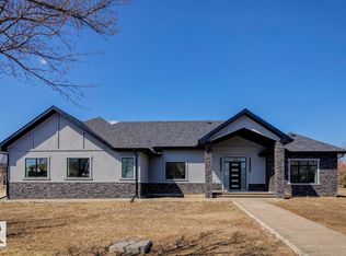 15 Pinnacle Way, Sturgeon County, AB T8T1H8