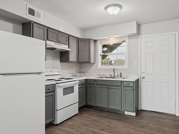 5th image of 809 Old Hickory Blvd