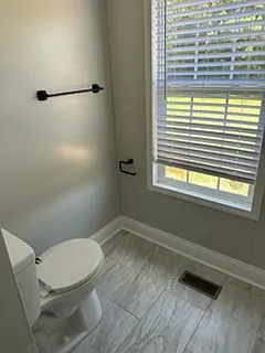 1404 Harmony Hall Dr — Photo 16