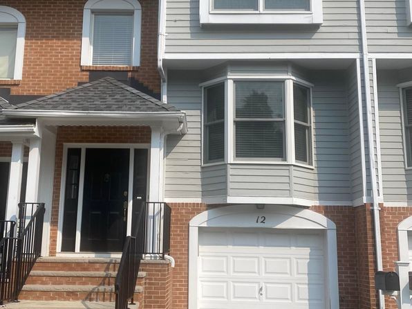 65 E River Rd APT 12