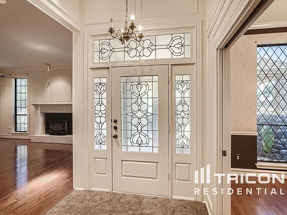 2nd image of 830 Mill Creek Cir