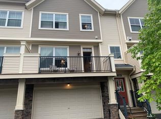 11692 84th Ave N #403, Maple Grove, MN 55369