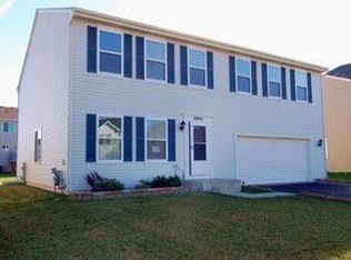 39891 Ackworth Ln, Beach Park, IL 60083