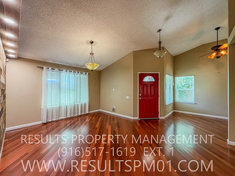 9524 Kellingworth Ct — Photo 4