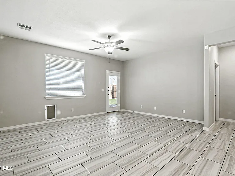 3964 Desert Nomad Dr — Photo 5