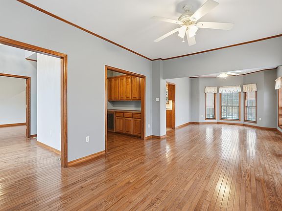 3rd image of 7 Night Owl Ln