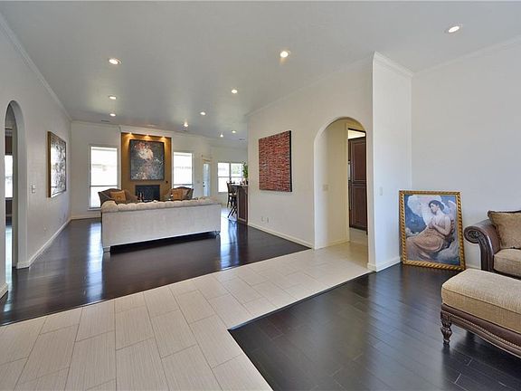 4th image of 8409 NW 123rd Cir