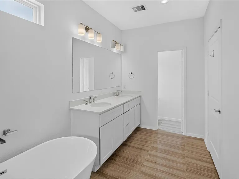 1526 Ojeman Rd #C — Photo 17