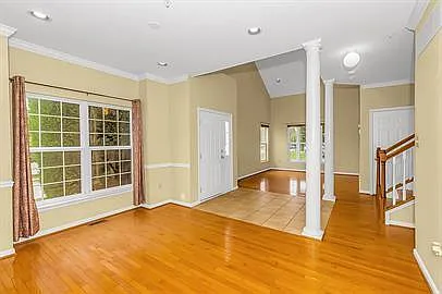 2 Adams Ln #1 — Photo 4