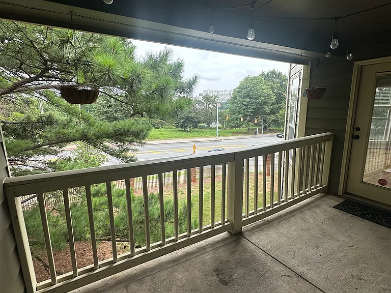 611 Mc Gill Park Ave NE — Photo 12