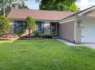 39857 Fox Valley Dr, Canton, MI 48188