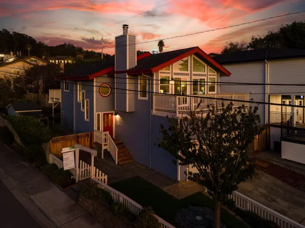 754 Avenue Balboa, El Granada, CA 94018