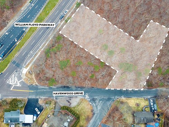 5th image of 8 & 11 William Floyd Parkway