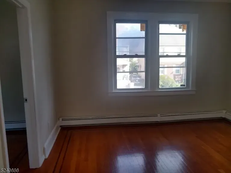 326 Field Pl #2L — Photo 12