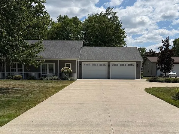 358 Beverly Dr, Jefferson, OH 44047