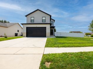 1831 Derek Dr, Normal, IL 61761
