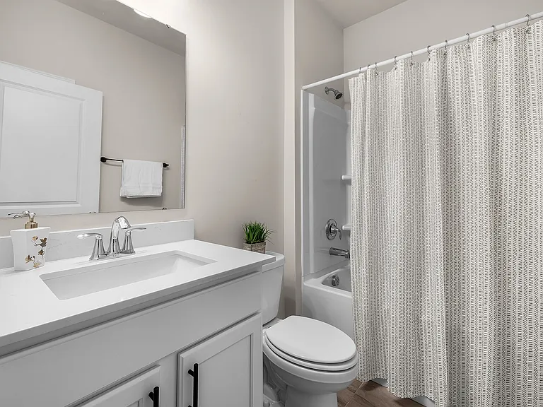 84 Woodford Reserve Dr — Photo 10