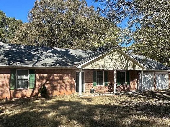3rd image of 574 Almand Branch Rd SE