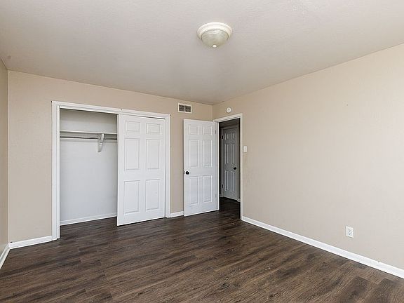 4th image of 617 W Nettie Ave