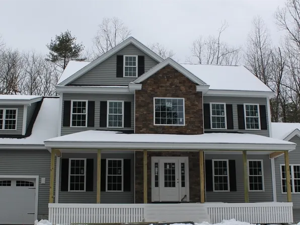 315 River St, Dunstable, MA 01827