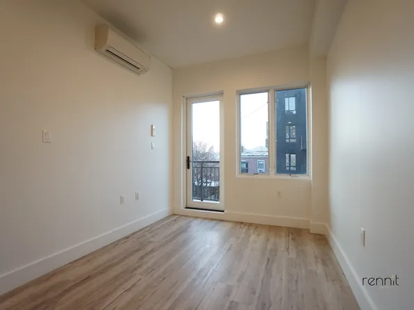 1111 Decatur Street image 14 of 19