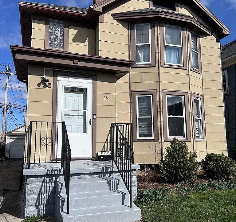 65 Avery Ave #2