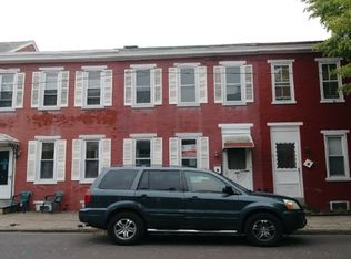 8 W 4th St, Pottstown, PA