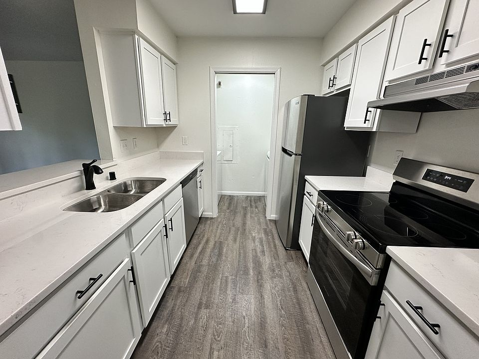 1st image of 1811 Green Forest Run APT 102
