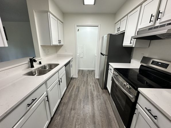 1811 Green Forest Run APT 102