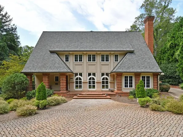 2862 Fairmont Rd, Winston Salem, NC 27104