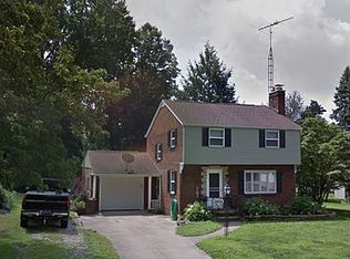 2464 41st St NE, Canton, OH 44705