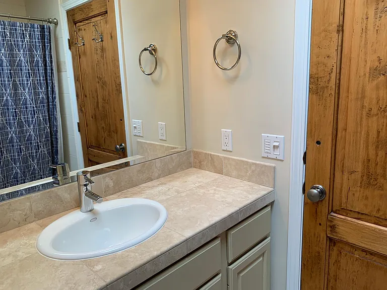 10 Enterprise Dr — Photo 26