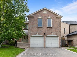 152 McCaffrey Rd, Newmarket, ON L3X 1K2
