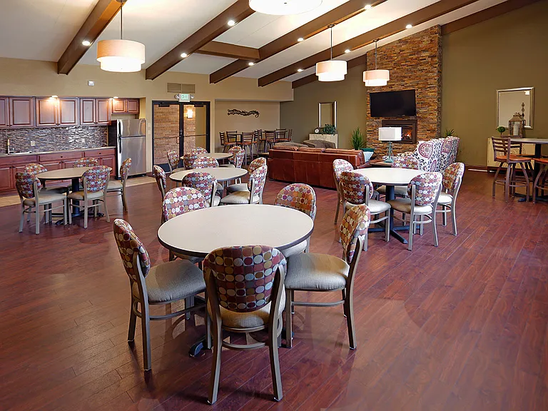 Community party room, fully equipped for entertaining!