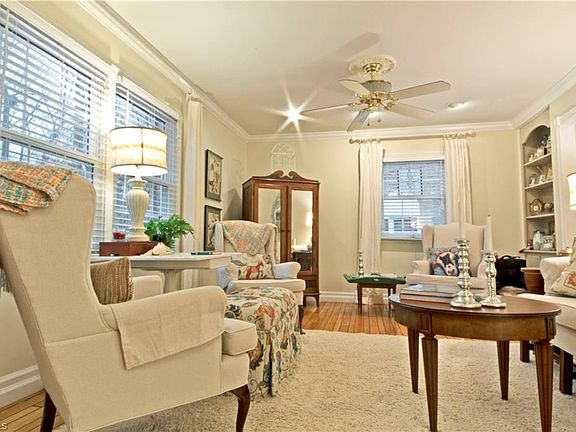 4th image of 3002 Overton Dr APT D