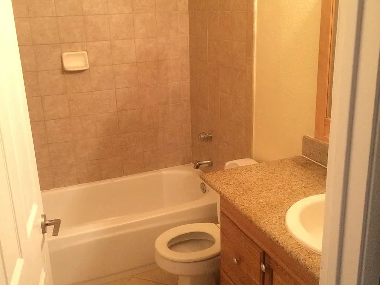 3480 Royal Rd #11 — Photo 8