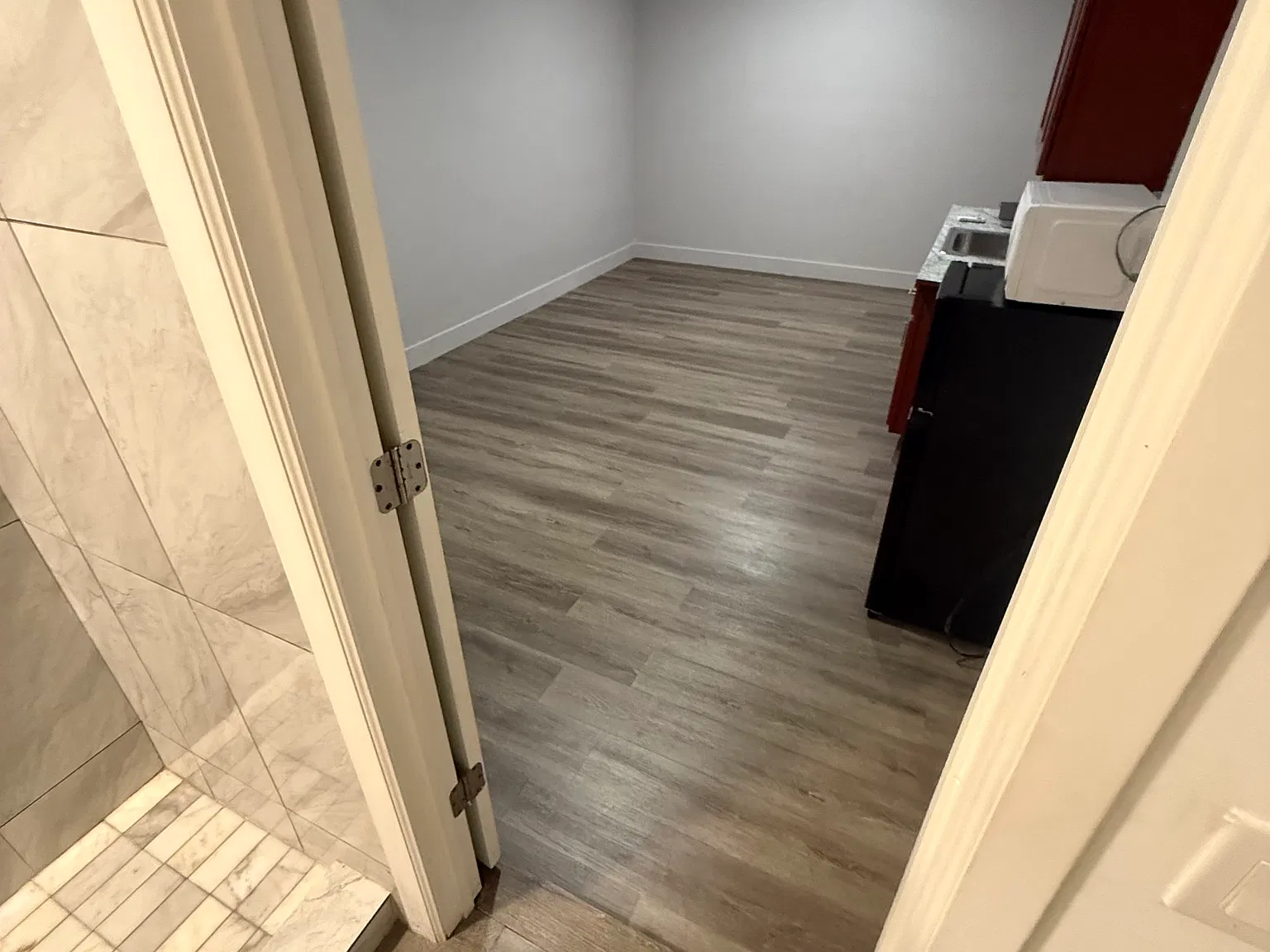 Studio, 700 sqft, $1,200 — Photo 3