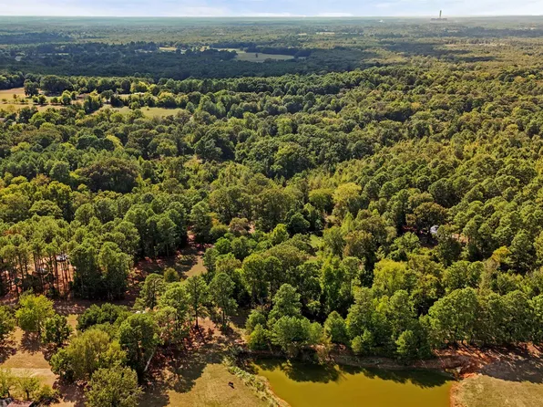 655 County Road 1127, Daingerfield, TX 75638