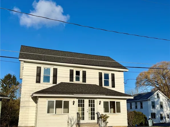 6441 Siawassia St, Jamesville, NY 13078