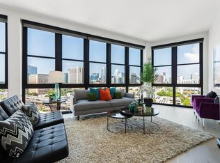 800 Embassy Dr APT 525, Austin, TX 78702