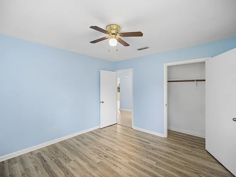 349 Primrose Cir — Photo 29