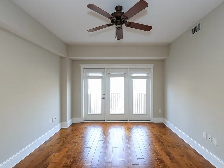 222 Glenwood Ave #410 — Photo 11