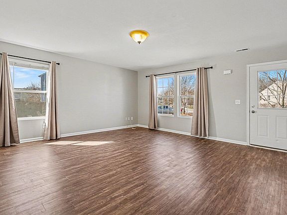 5th image of 6787 Tiger Lily Dr