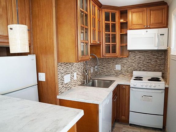 2nd image of 1308 Pacific Ave APT 104