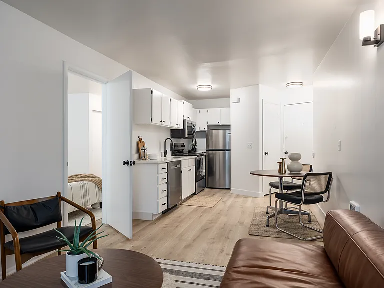 175 N Canyon Rd #8 — Photo 4