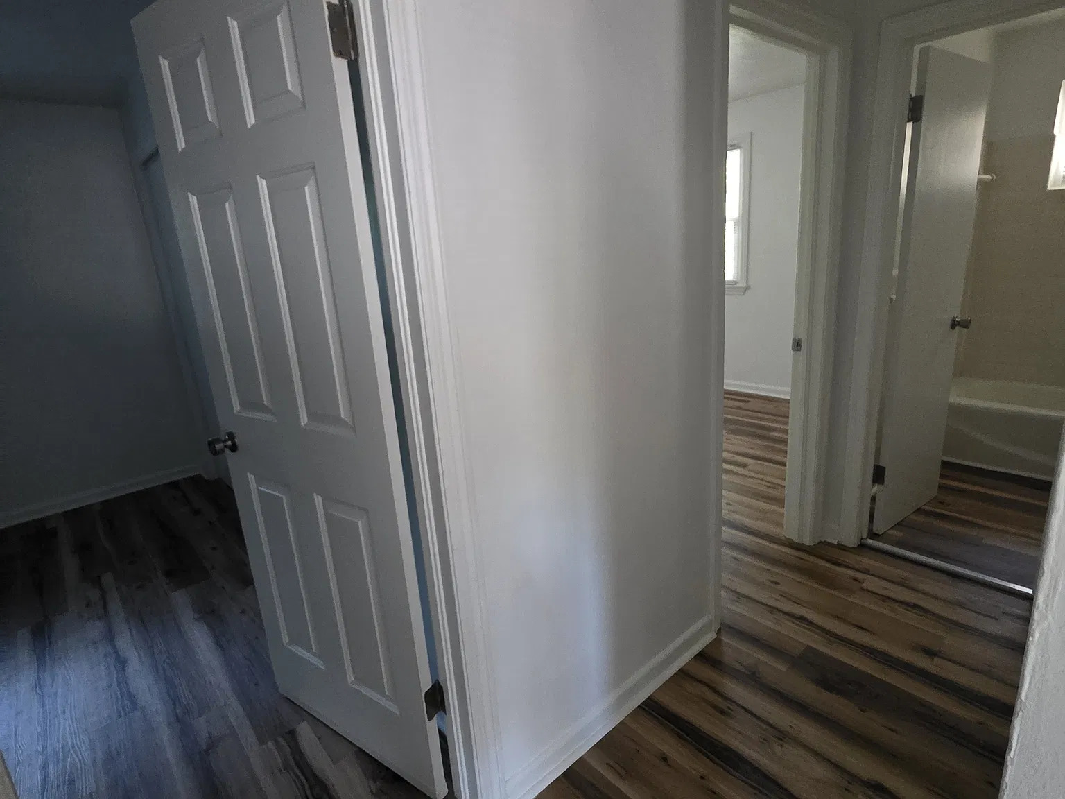 2 bed, 700 sqft, $1,500 — Photo 3