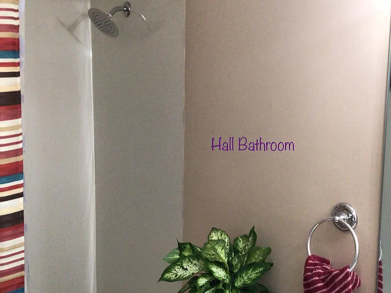 6112 Potomac Cir — Photo 19