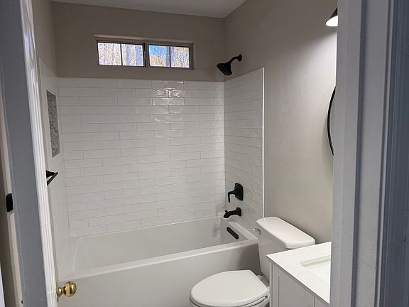 3rd image of 2716 Palmetto Hall Blvd