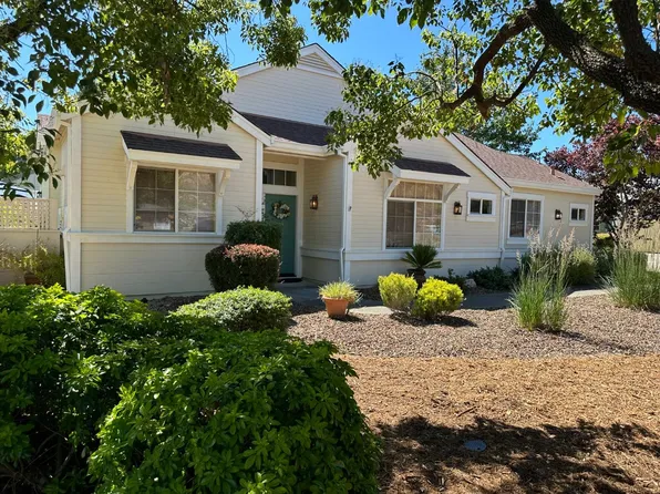 6596 Pine Valley Dr, Santa Rosa, CA 95409