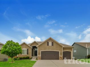 6618 NW 104th Ter, Kansas City, MO 64154